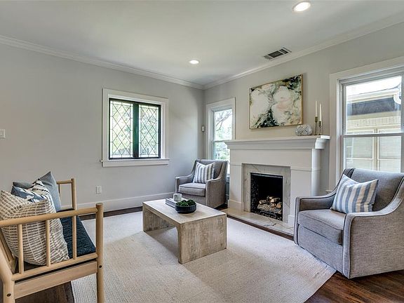 4th image of 506 Clermont Ave