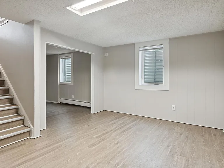 1014 W 17th Ave — Photo 22