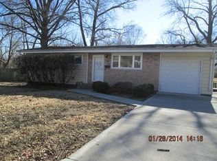 9405 E 69th St, Raytown, MO 64133