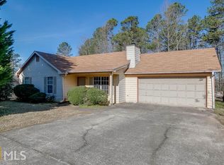4501 Prestwick Dr, Oakwood, GA 30566