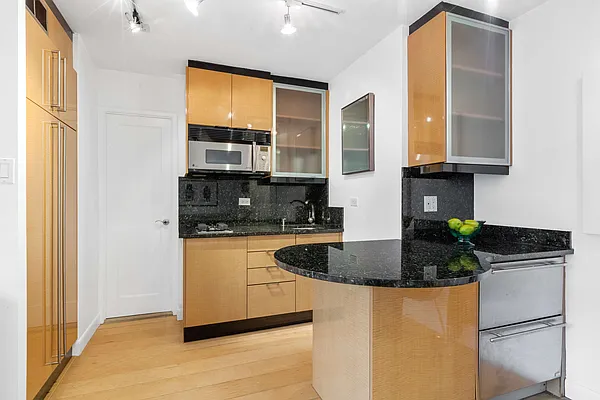 Sold by Compass | media 5