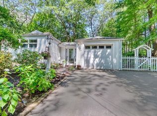 55 Pilgrim Rd, Stoneham, MA 02180