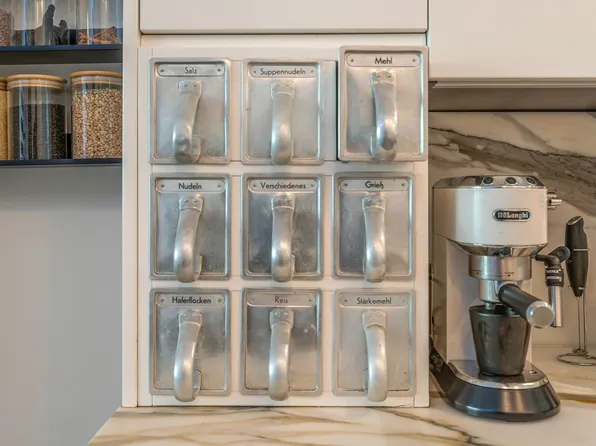 457 West 22nd Street image 9 of 45