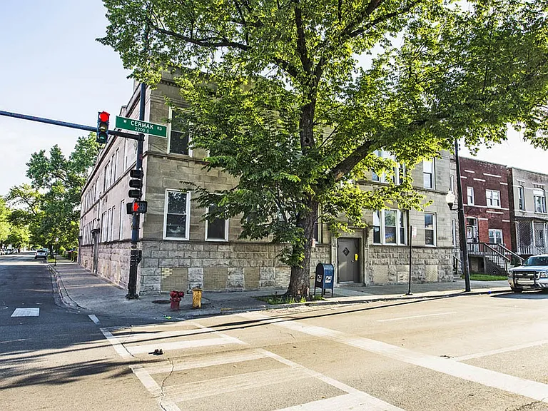 3560-64 W Cermak Rd — Photo 17