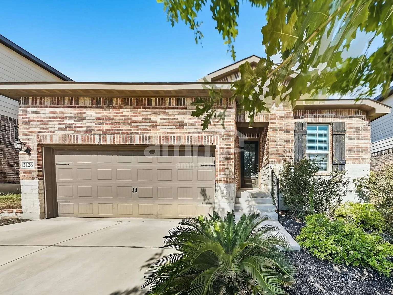 3 bed, 2.0 bath, 1869 sqft, $1,960 — Photo 1