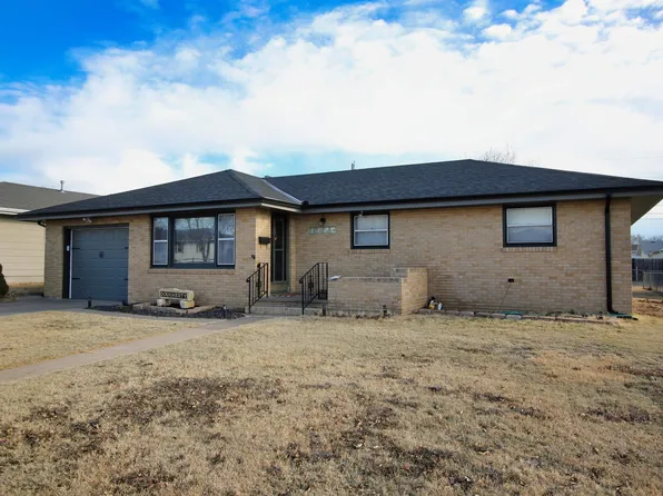 1306 Lawrence Dr, Hays, KS 67601