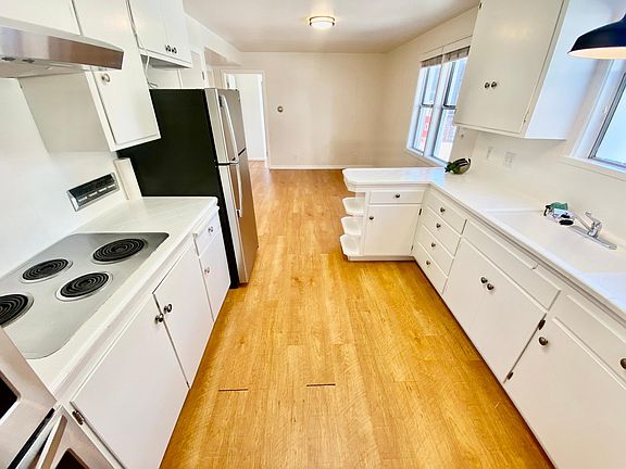 4th image of 394 Union St #1