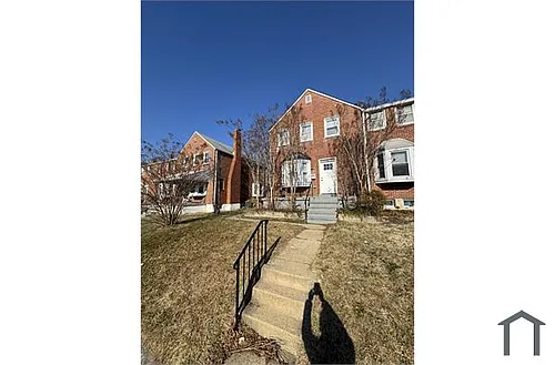1634 Thetford Rd Photo 1