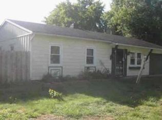 2203 Raintree Dr, Anderson, IN 46011