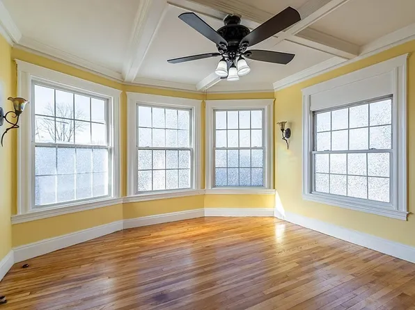 405 Main St #4, Haverhill, MA 01830