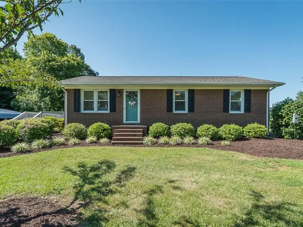 4008 Lebanon Rd, Efland, NC 27243