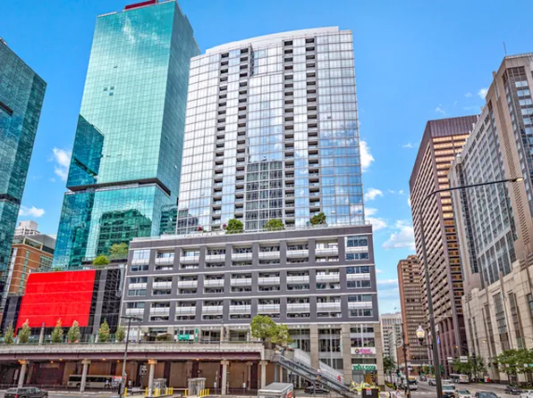 240 E Illinois St APT 2501, Chicago, IL 60611