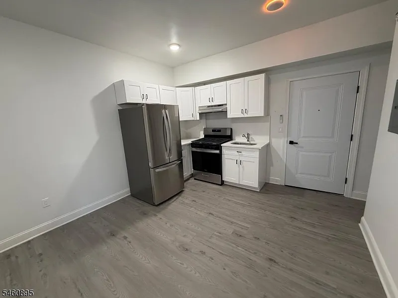 103 Bayard St #4