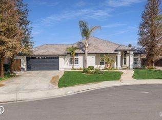 15332 Folsom Lake Ct, Bakersfield, CA 93314