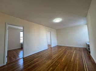 35-20 102nd St #5A, Corona, NY 11368