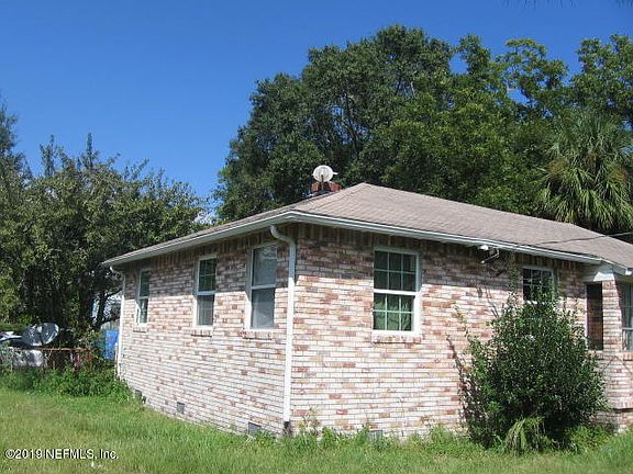 3rd image of 1943 College Cir S