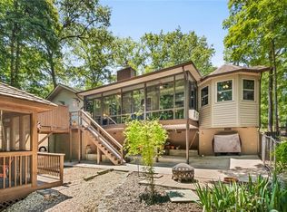 17 Coventry Dr, Bella Vista, AR 72714