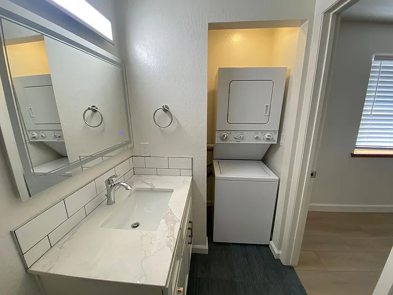 1112 Buena Vista Ave — Photo 15