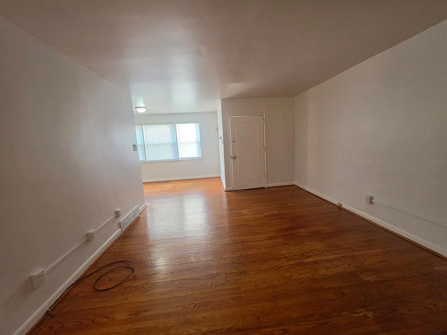 3726 Conshohocken Avenue — Photo 2
