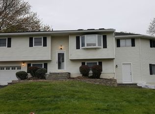 24 Mitchell Rd, Hackettstown, NJ 07840