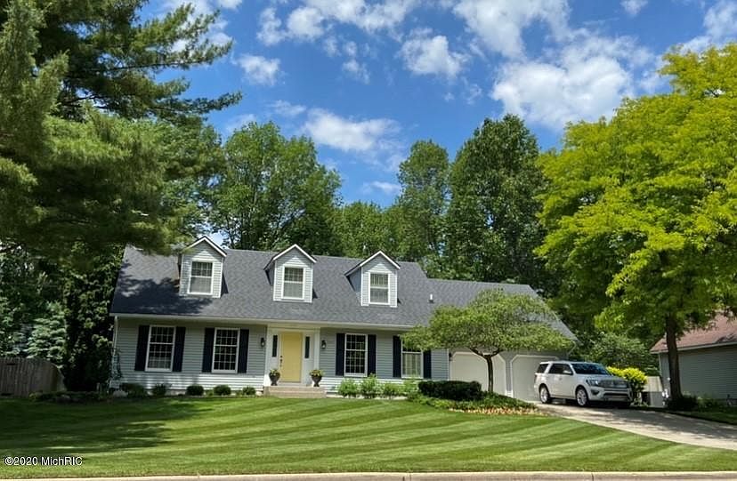 1st image of 1241 Heather Dr