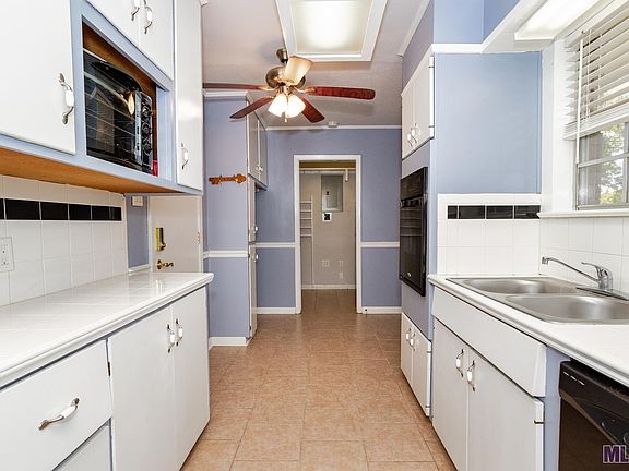 5th image of 15744 Geraldine Dr