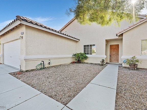 3rd image of 4330 Scarlet Vista Ct