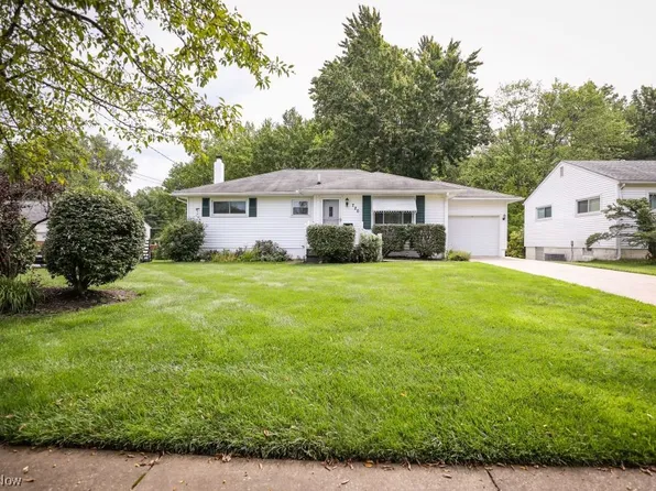 720 Linden St, Ravenna, OH 44266