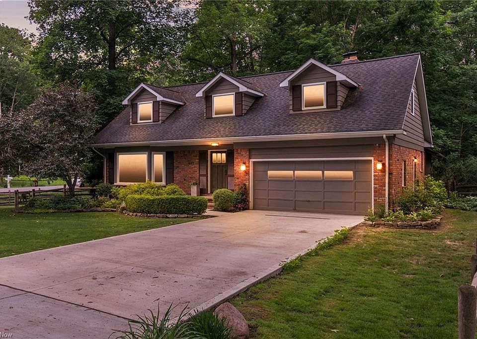 1st image of 482 Greenhaven Dr