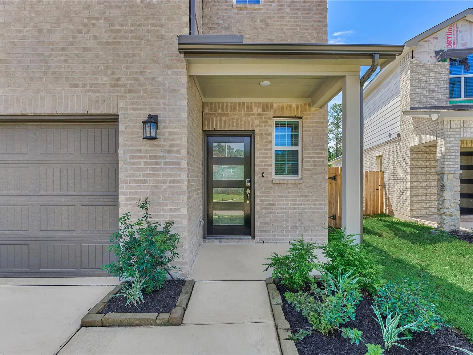 3 bed, 2.5 bath, 1952 sqft, $2,500 — Photo 4