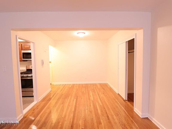 4th image of 3415 Parsons Blvd APT 4F