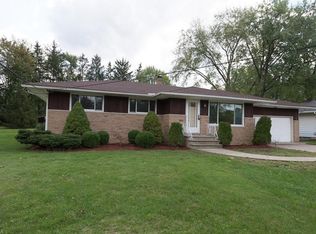 18245 Bonnie Ln, Strongsville, OH