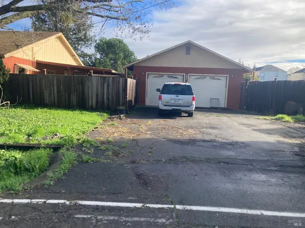 1148 Lance Drive, Santa Rosa, CA 95401