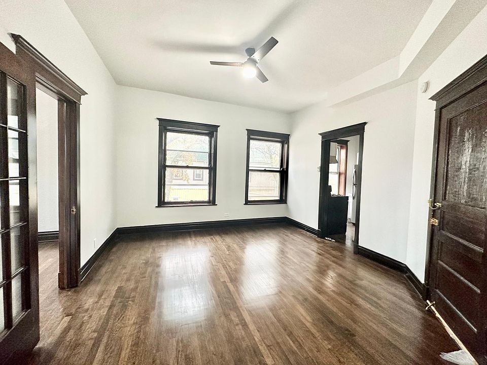 1st image of 4302 S Fairfield Ave #3