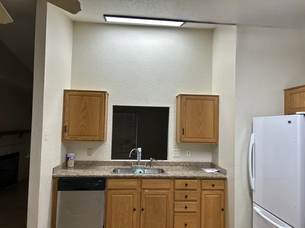 250 Mariposa Trl, Blythe, CA 92225
