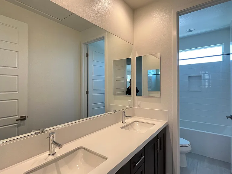 301 Sawbuck — Photo 12