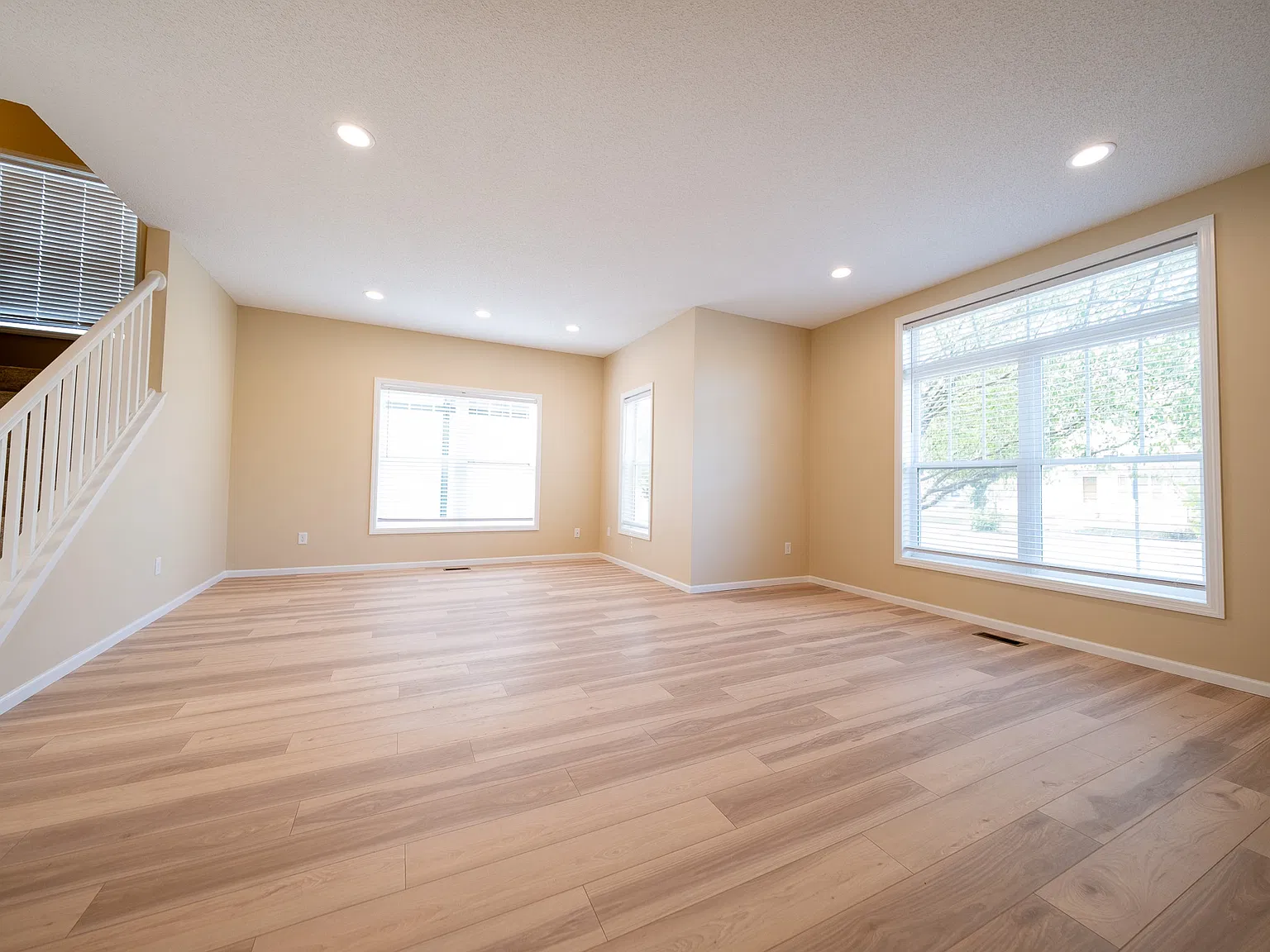 Humboldt Avenue North, Minneapolis (5208) AB JS1 - 1 — Photo 3