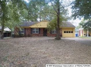 6345 Tulane Rd, Horn Lake, MS 38637