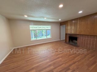 6926 Milbrook Way, Sacramento, CA 95823