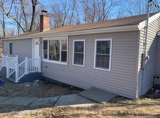 3 Leland Hill Rd, Sutton, MA 01590
