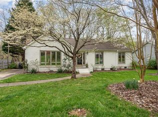 2704 Bardwell Rd, Greensboro, NC 27410