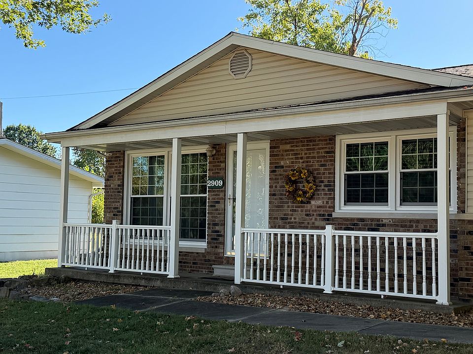 1st image of 2909 Apple Ave