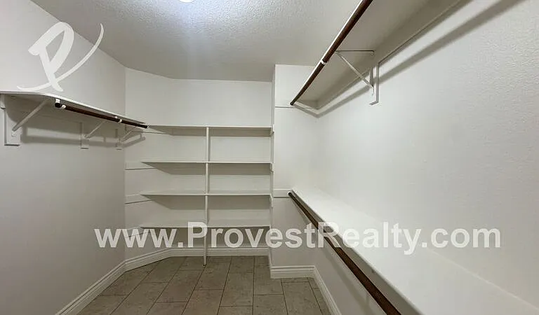 13000 Norfolk Ln — Photo 26