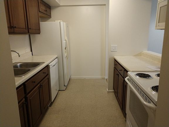 4th image of 1169 S Plymouth Ct APT 506