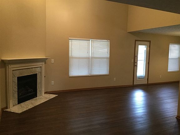 3rd image of 5717 Clemens Dr