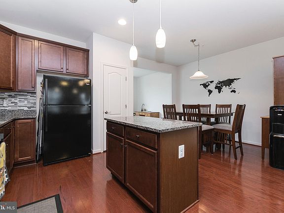 4th image of 8546 Golden Eagle Ln