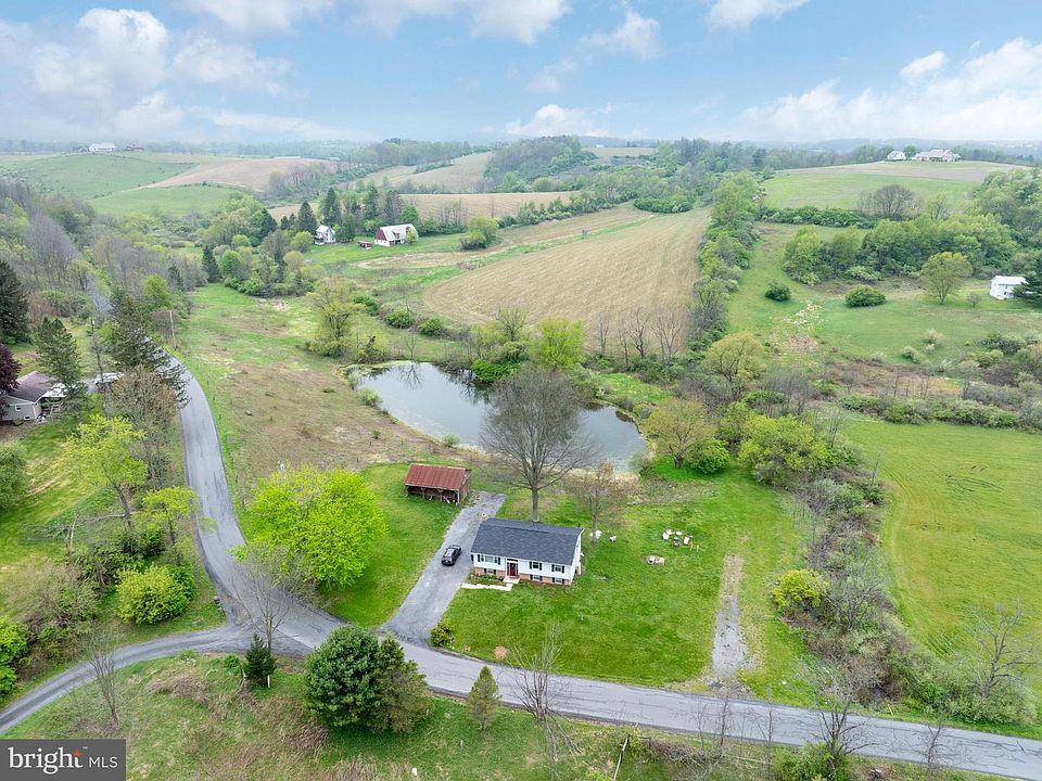 1st image of 379 Mountain Back Rd
