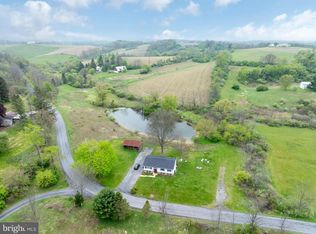 379 Mountain Back Rd, Spring Mills, PA 16875