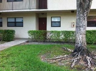 3410 Foxcroft Rd APT 104, Hollywood, FL 33025