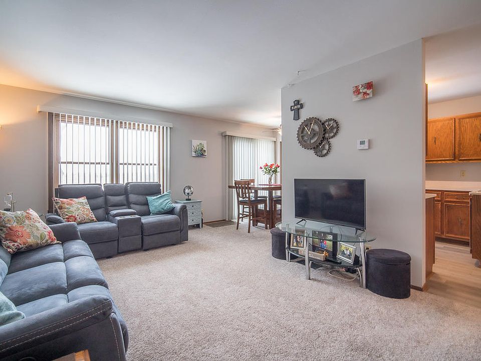 1st image of 7273 S Delaine Dr #10